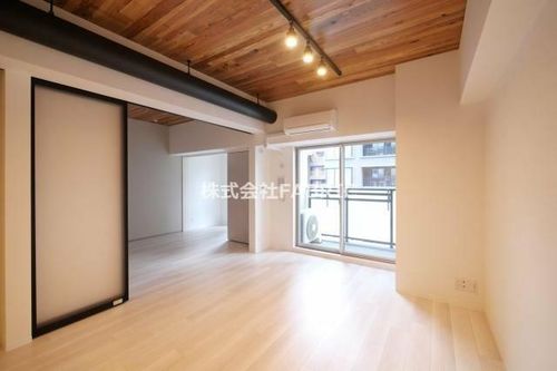アーバネックス天満橋South502の居間