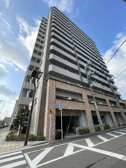 スプランディッド難波の外観