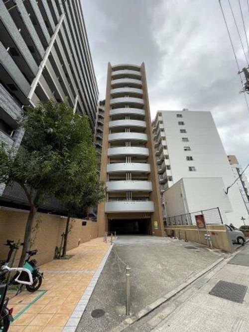 ルクレ阿波座レジデンスの外観