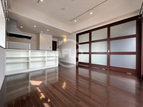 SK FUKUSHIMA GARDEN SUITEの内装