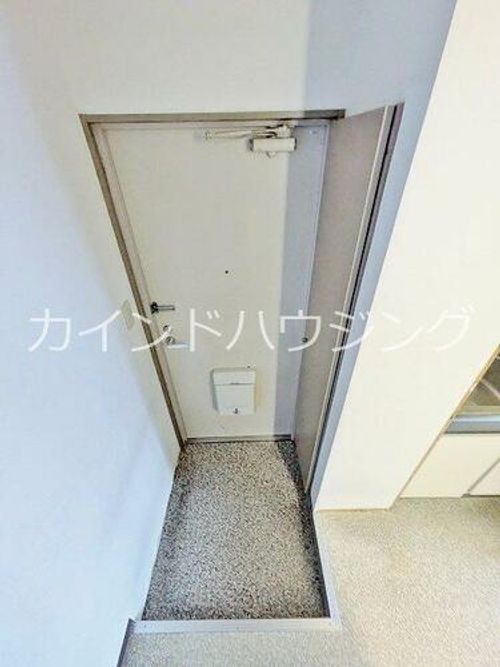 タカスエハイツの玄関