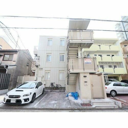 アイリス内山の外観