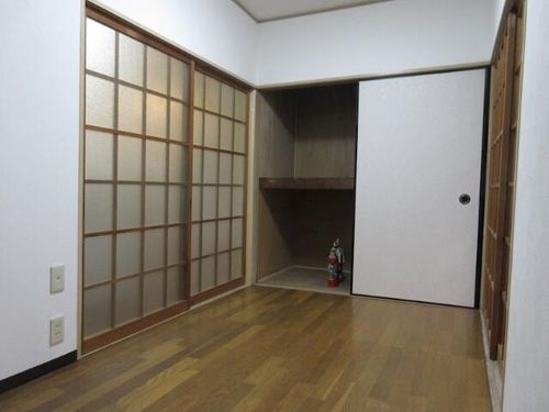 ライフハウス鳥居川の内装