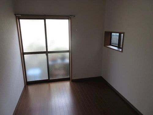 ライフハウス鳥居川の内装