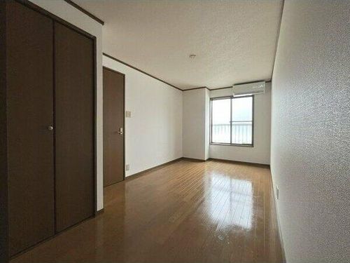 コーポリベルテ池下の内装