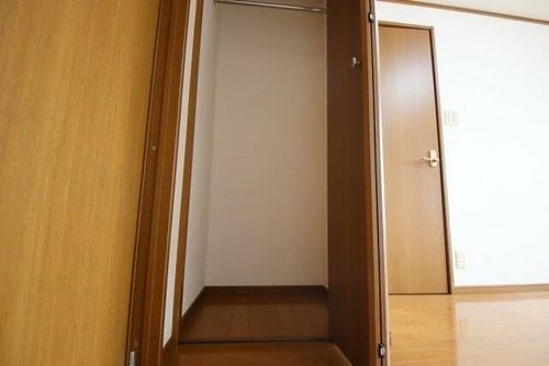 コーポリベルテ池下の内装