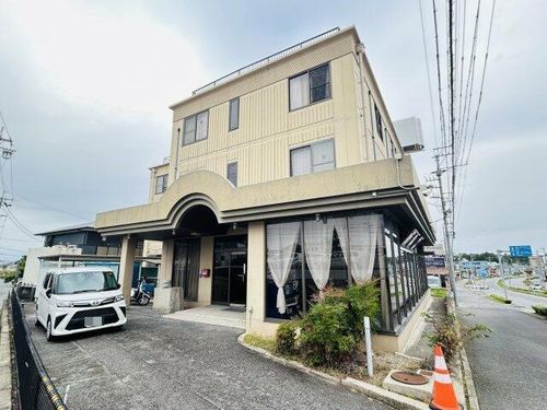 ヴィクトリアンズ岡崎3Fの外観