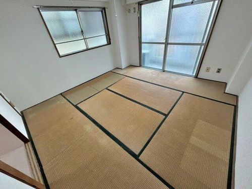 シャトー背戸口の内装