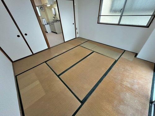 シャトー背戸口の内装