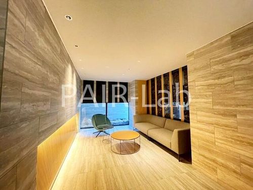 レーベン姫路本町の玄関