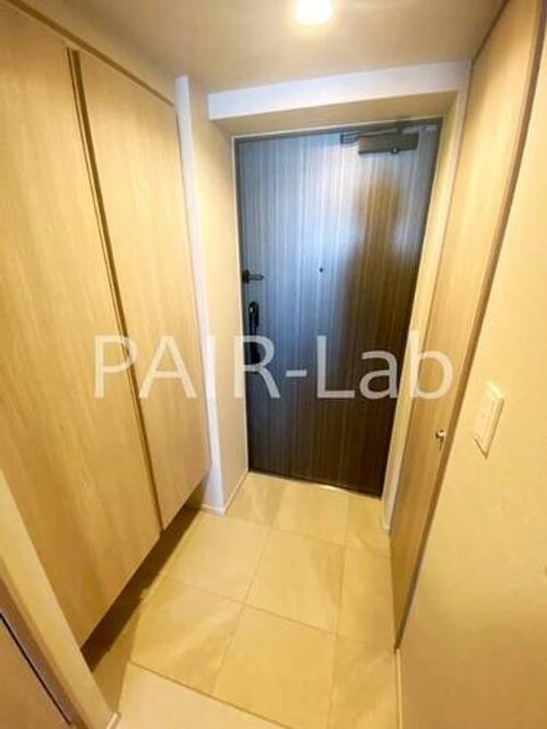 レーベン姫路本町の玄関