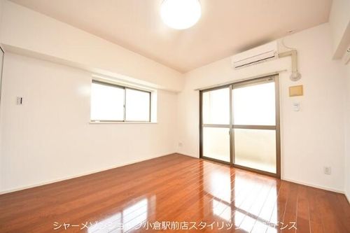 プルーム真鶴の居間