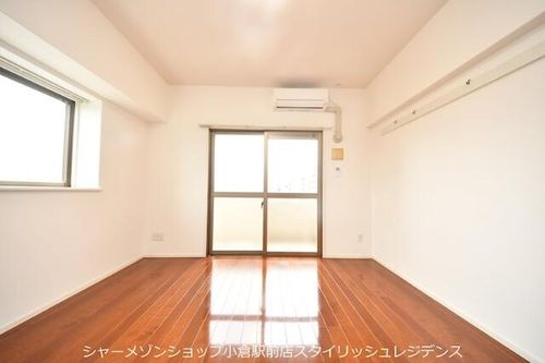 プルーム真鶴の居間