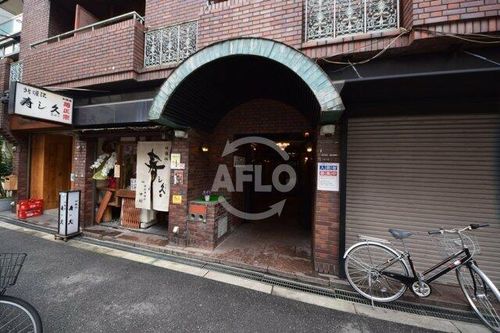 北堀江レジデンス208の玄関