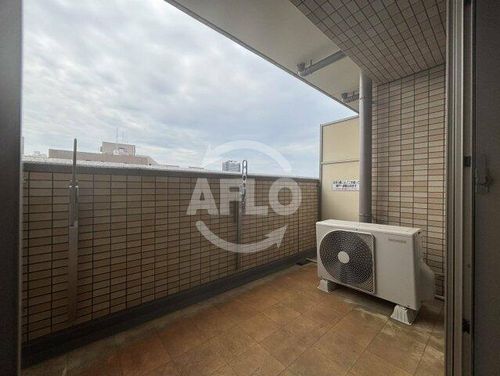アーバネックス西長堀の内装