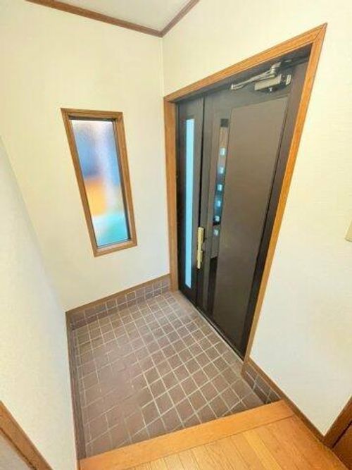 大阪府和泉市和気町3丁目(テラスハウス)の賃貸物件の玄関