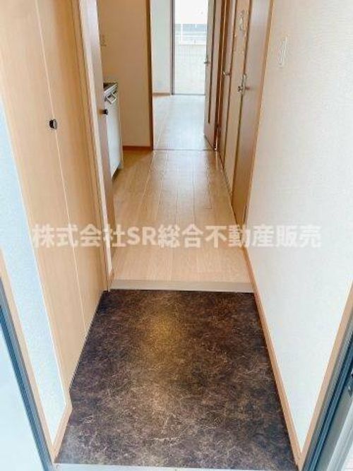 プレミール壱番館の玄関