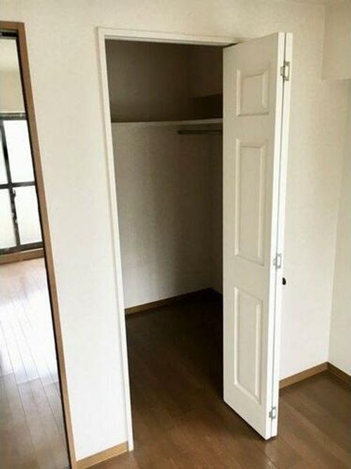 サンライズ八熊の内装