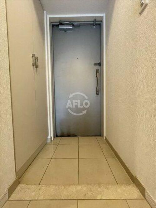 ビエラコート内久宝寺の玄関