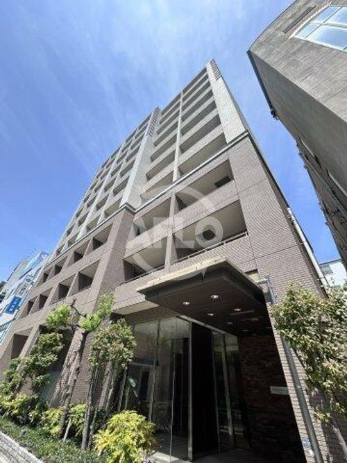アパートメンツ江坂の外観