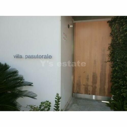 villapastoraleの玄関