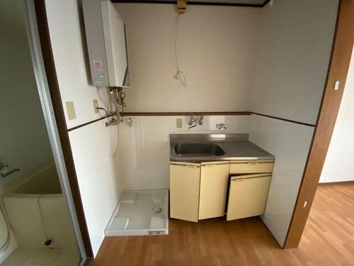 川辺マンション206の内装