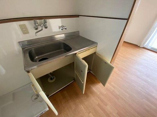 川辺マンション206のキッチン