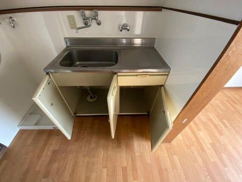 川辺マンション206のキッチン