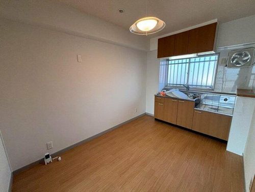 平安マンション301の居間