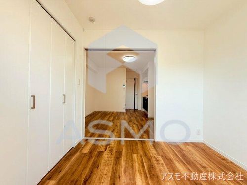 オルフェア都島の居間