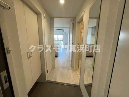 セレニテ日本橋エクラの玄関