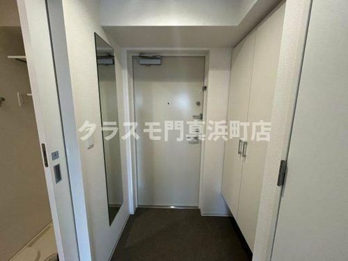 セレニテ日本橋エクラの玄関