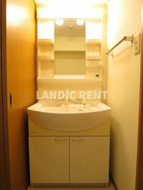 アドラブール干隈の内装