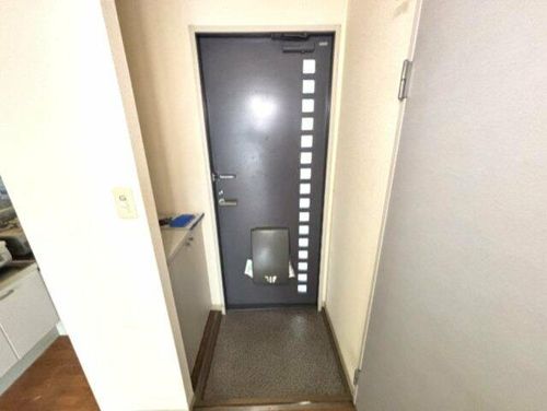 えぼしハイツ六甲の玄関