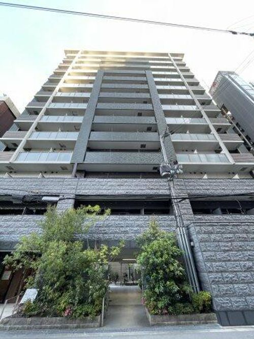 プレサンス京町堀ノースの外観