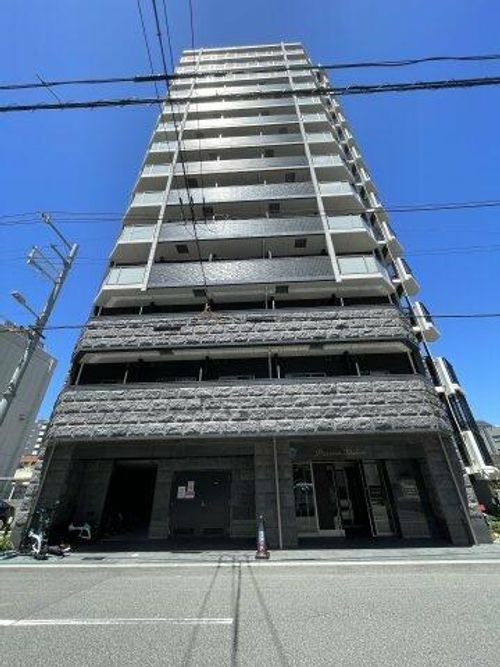 プレサンス北堀江の外観