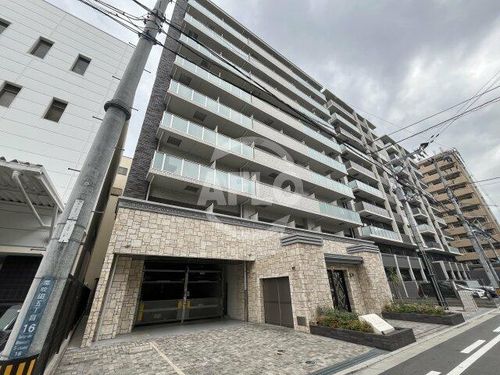 プレジオ江坂SOUTHの外観