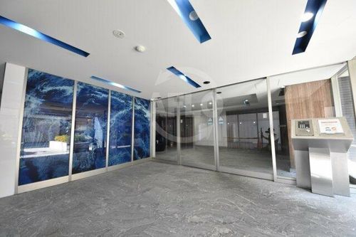 アスヴェル阿波座BLUE EARTHの玄関