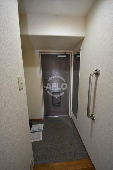 サンファースト京橋の玄関