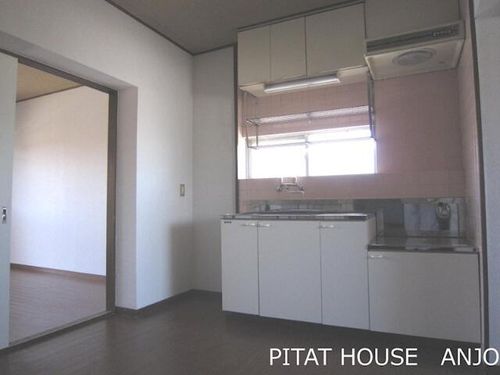 バロン幸定野のキッチン