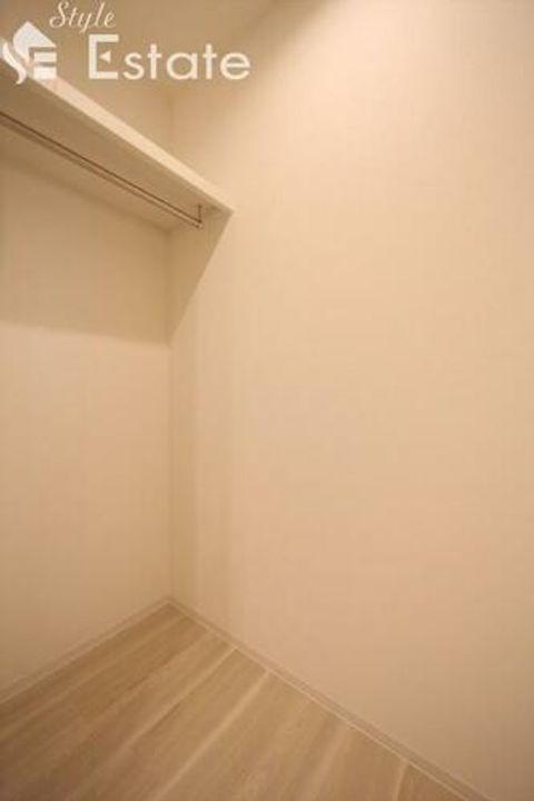 Laurel 大同町の内装