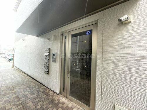 アビタシオン巽の玄関