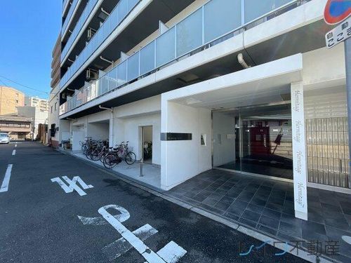 エルミタージュ難波南Ⅴの玄関
