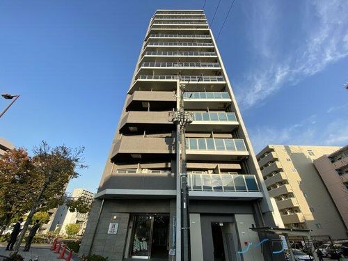 エグゼ難波WESTリバーの外観