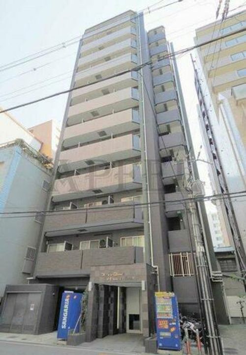 ジュネーゼグラン本町EASTの外観