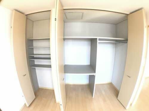 アドラブール美園の内装