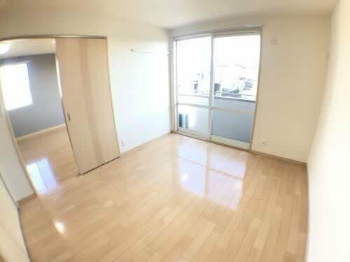 アドラブール美園の内装