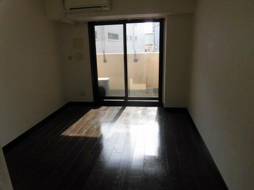アルグラッド鷺洲の居間