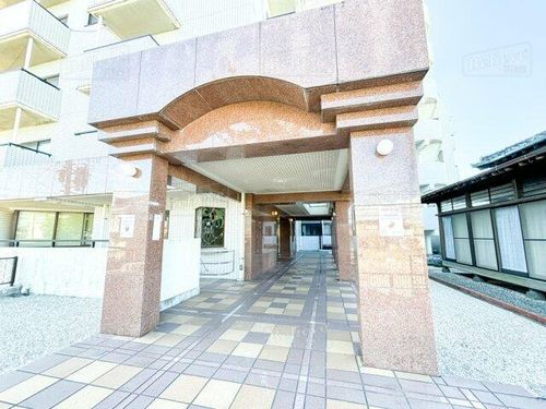 福岡県久留米市国分町(マンション)の賃貸物件の玄関