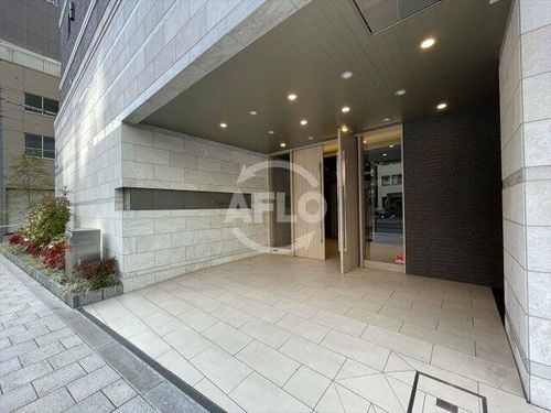 プランドール北浜の玄関